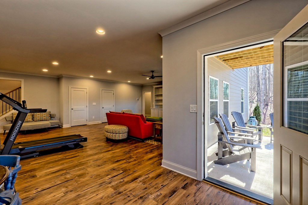 888 Reserve Road