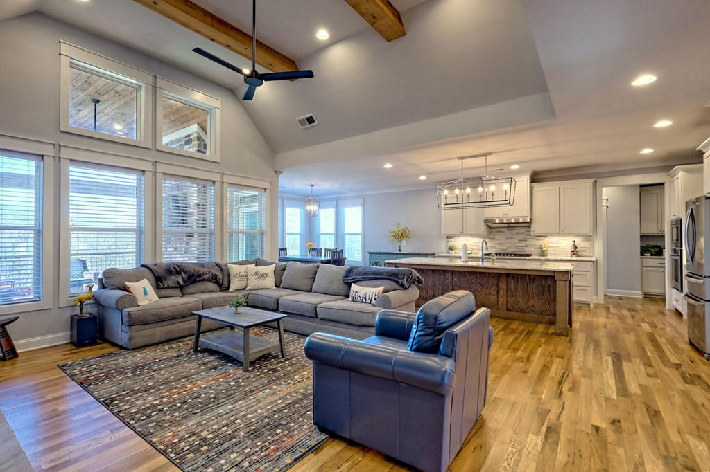 888 Reserve Road