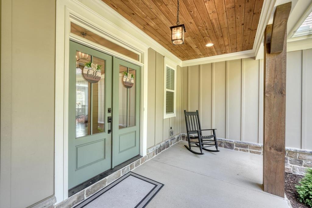 888 Reserve Road