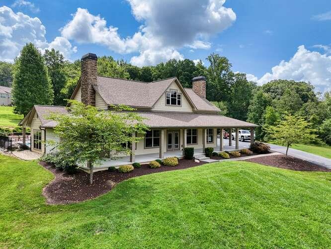 888 Reserve Road