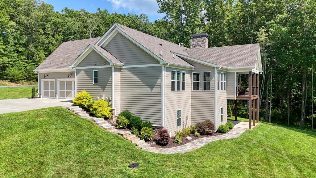 888 Reserve Road
