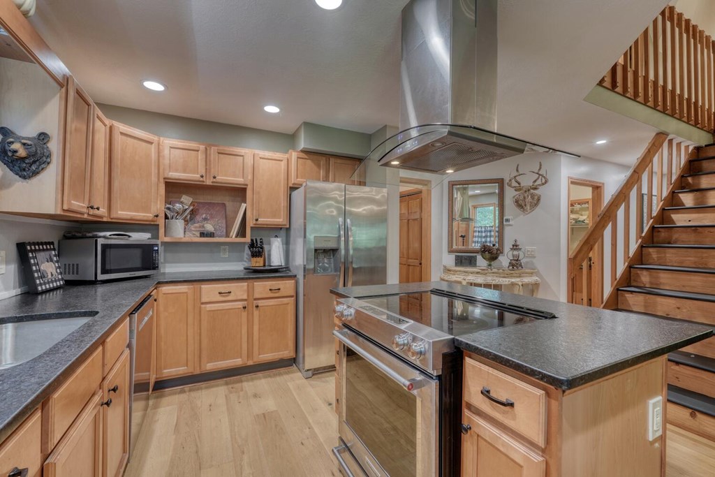 222 Bryant Cove Road