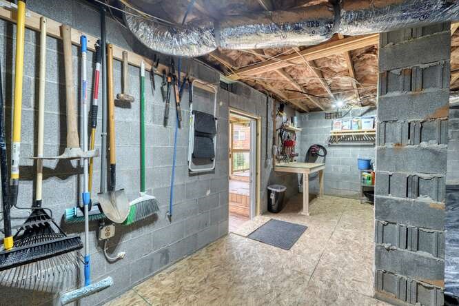 739 Carolina Fox Circle