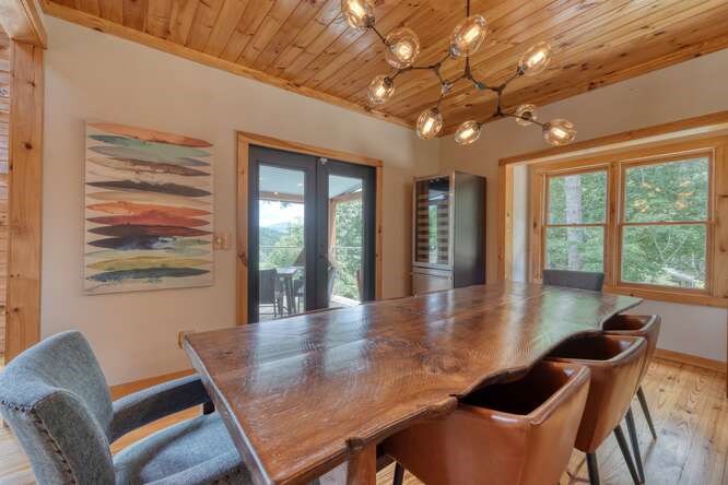 514 Browns Cove Road