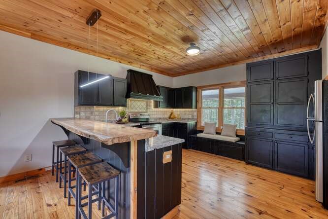 514 Browns Cove Road