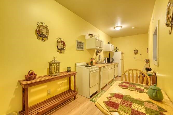 302 Brook Green Court