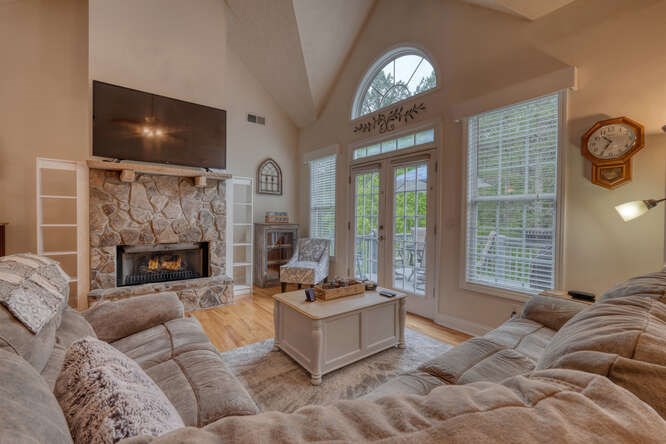 302 Brook Green Court