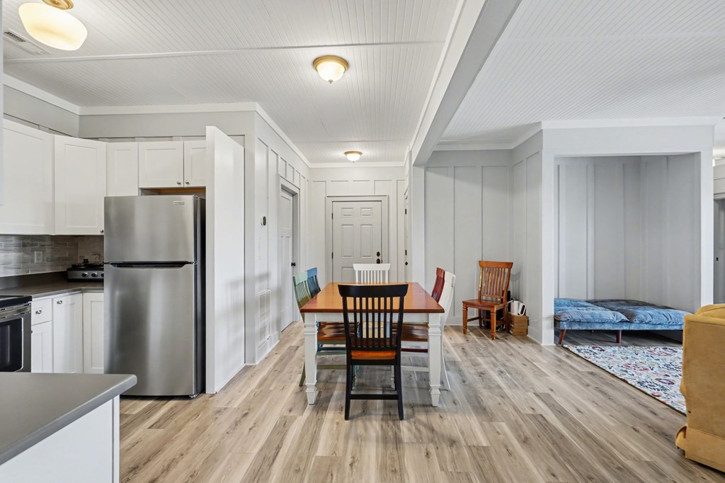 899 Ridge Pointe Way