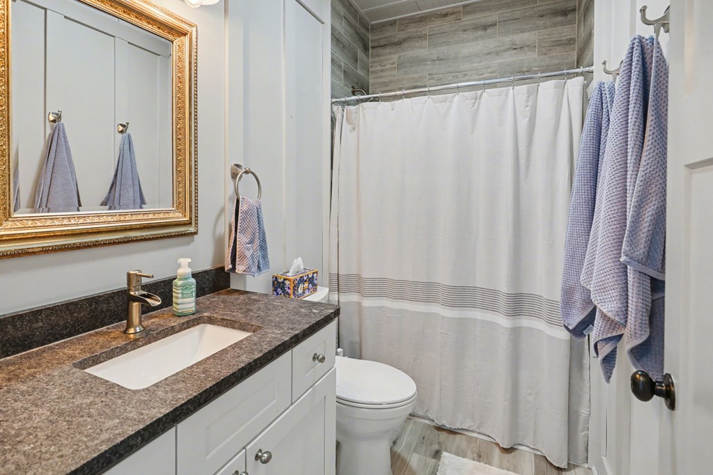 899 Ridge Pointe Way