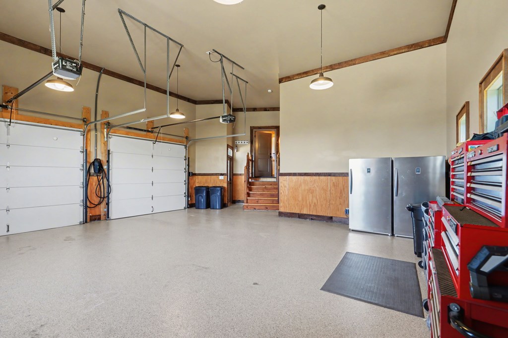 899 Ridge Pointe Way