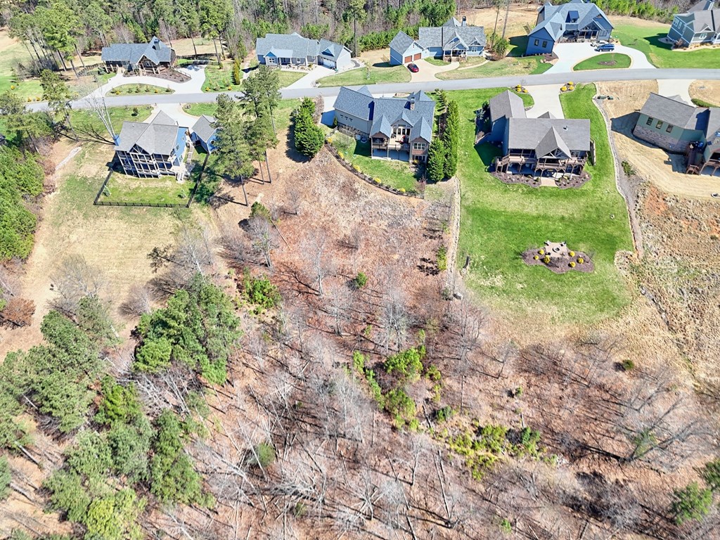 899 Ridge Pointe Way