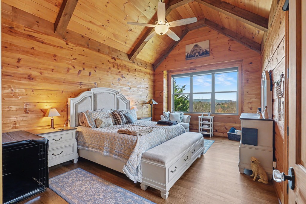 899 Ridge Pointe Way