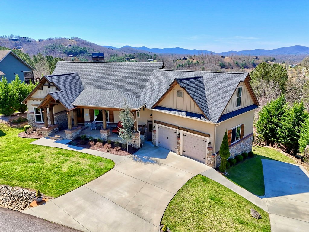 899 Ridge Pointe Way