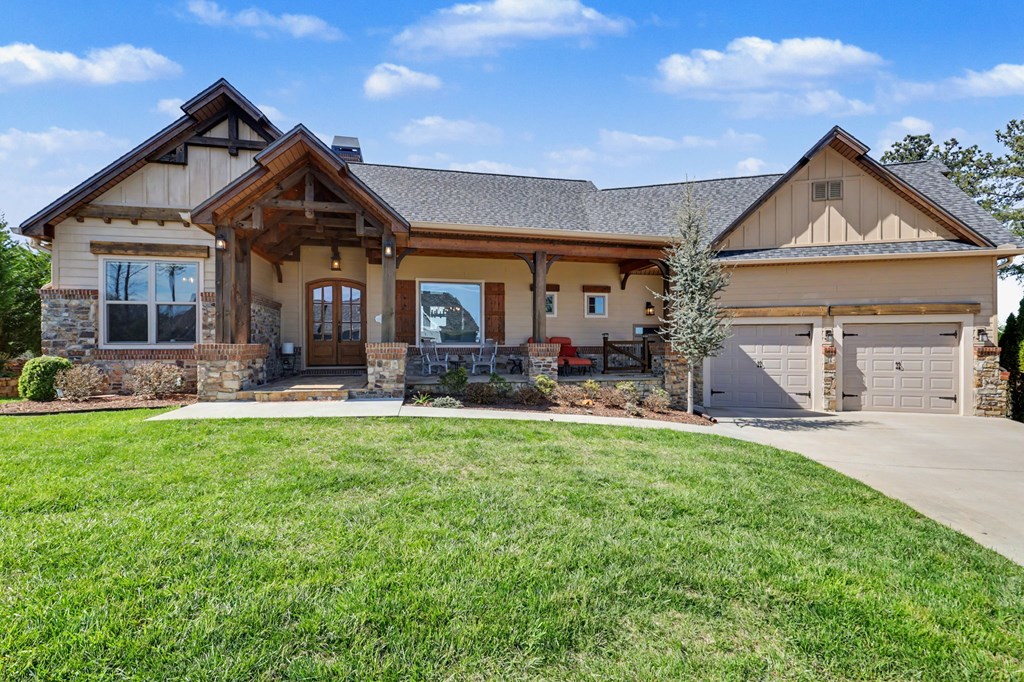 899 Ridge Pointe Way