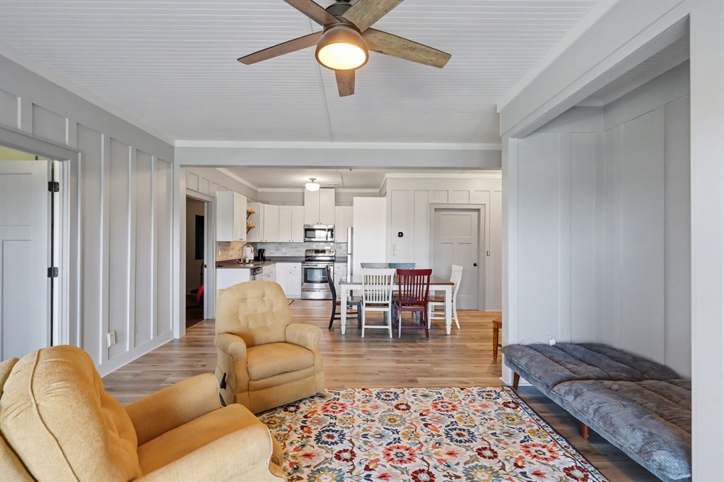 899 Ridge Pointe Way