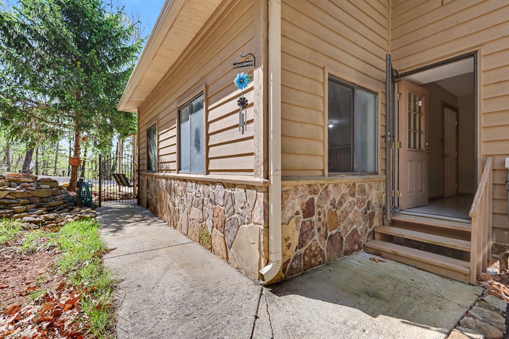 1473 Cherokee Mountain Trail