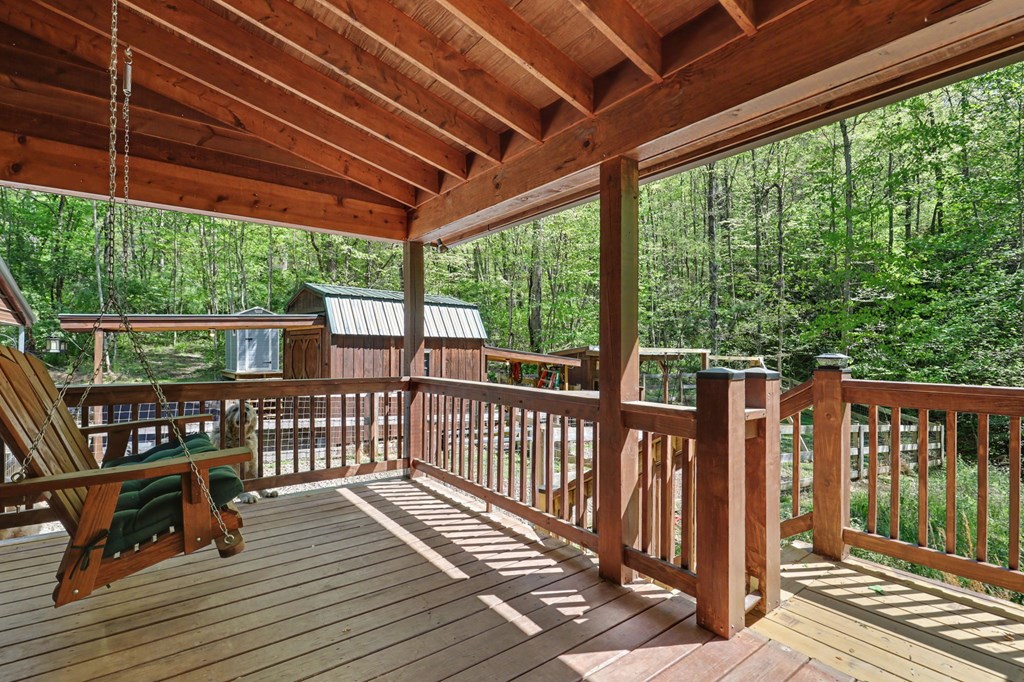 8 Stoney Brook Trail