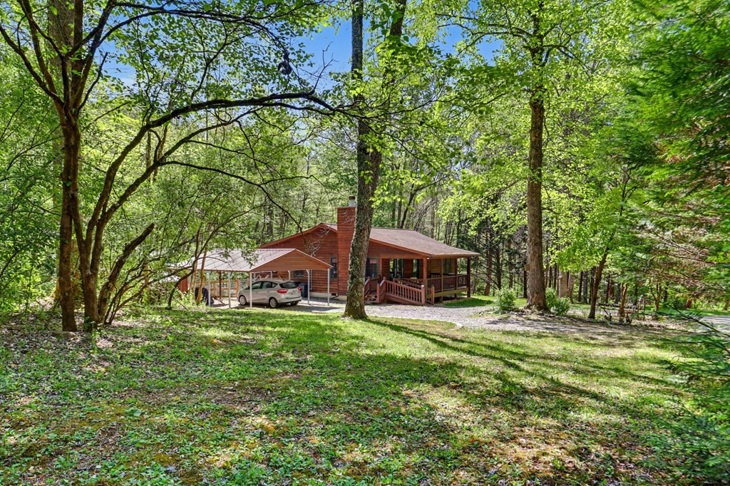 8 Stoney Brook Trail