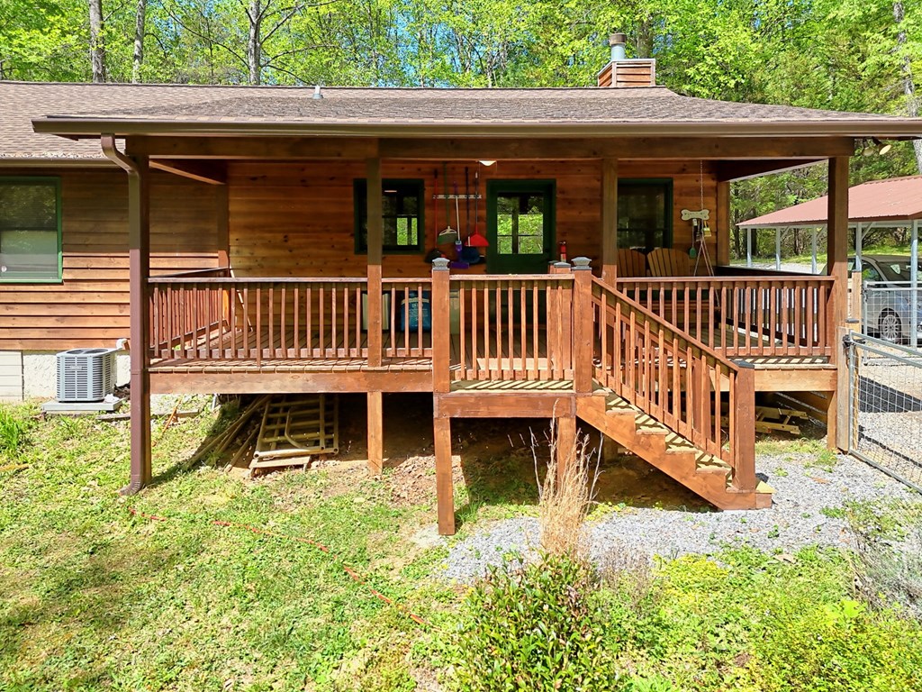 8 Stoney Brook Trail