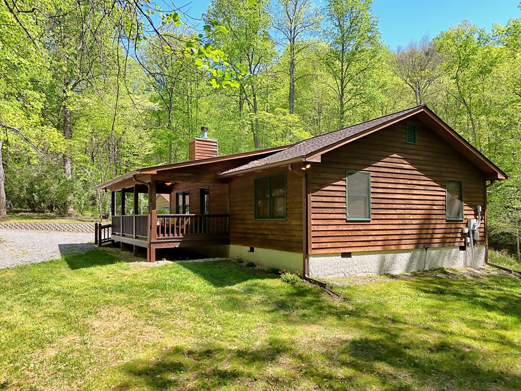 8 Stoney Brook Trail