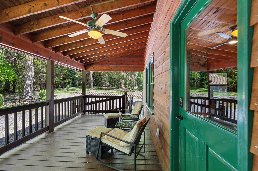 8 Stoney Brook Trail