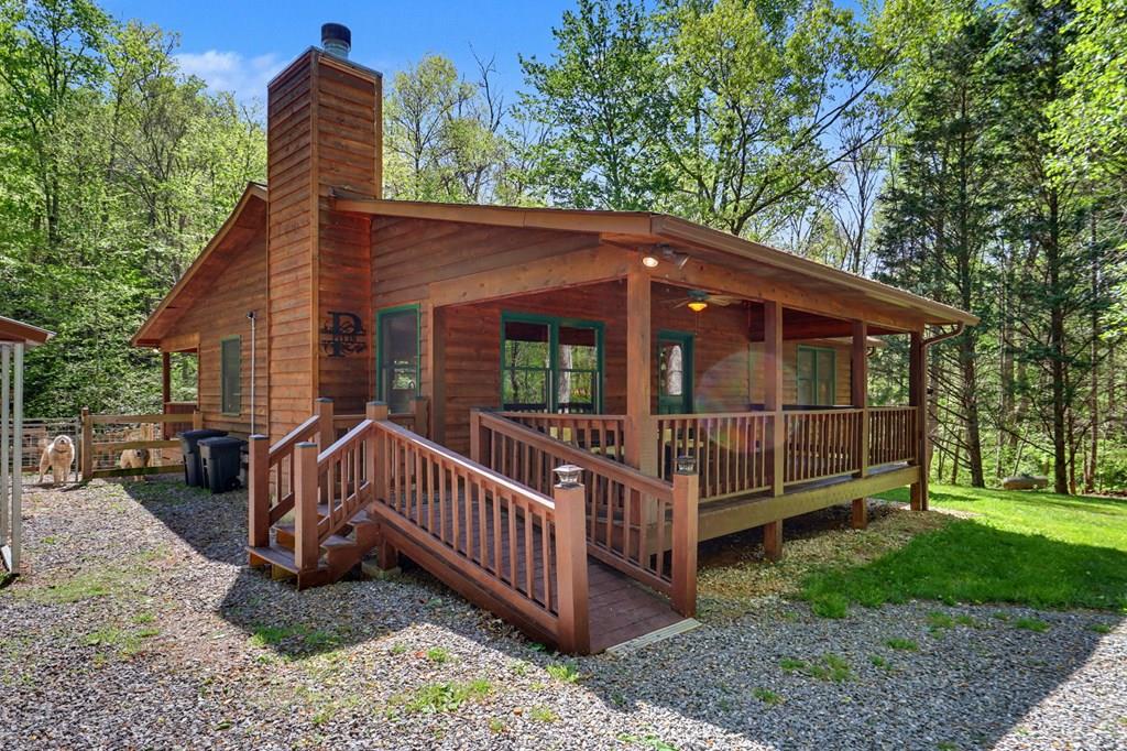 8 Stoney Brook Trail