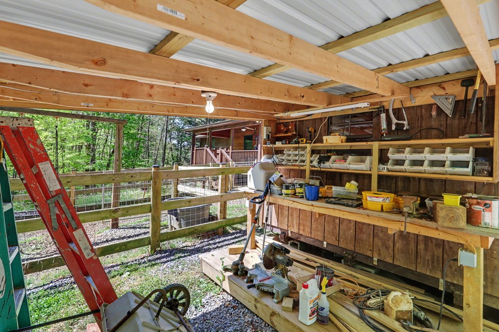 8 Stoney Brook Trail