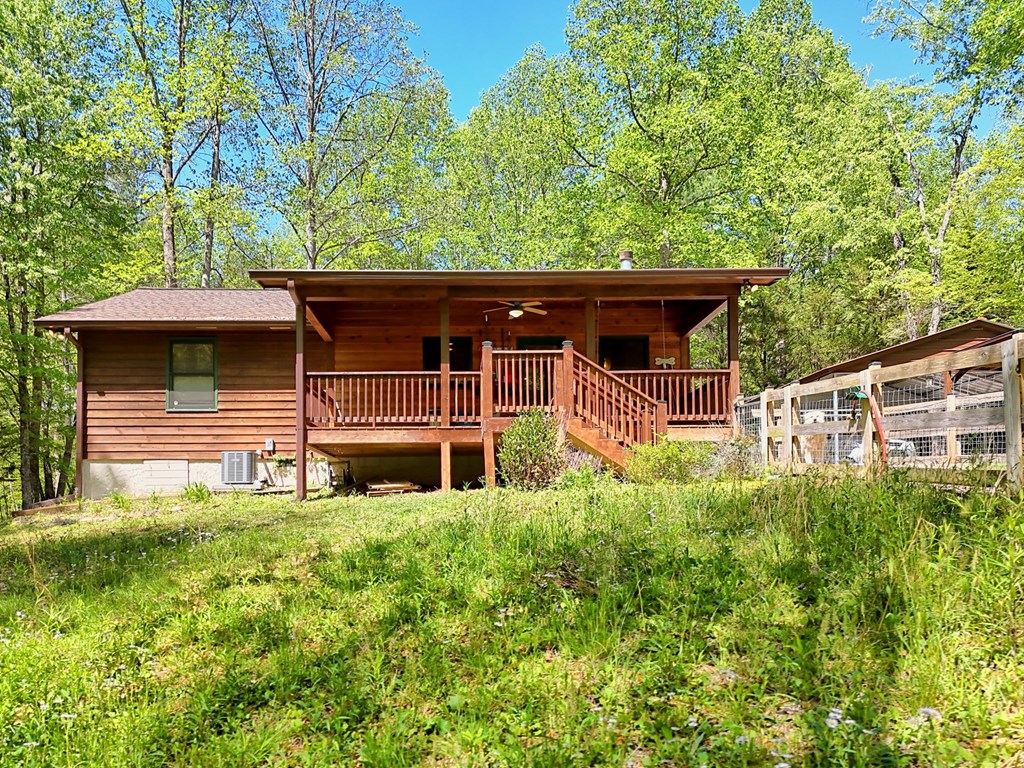 8 Stoney Brook Trail