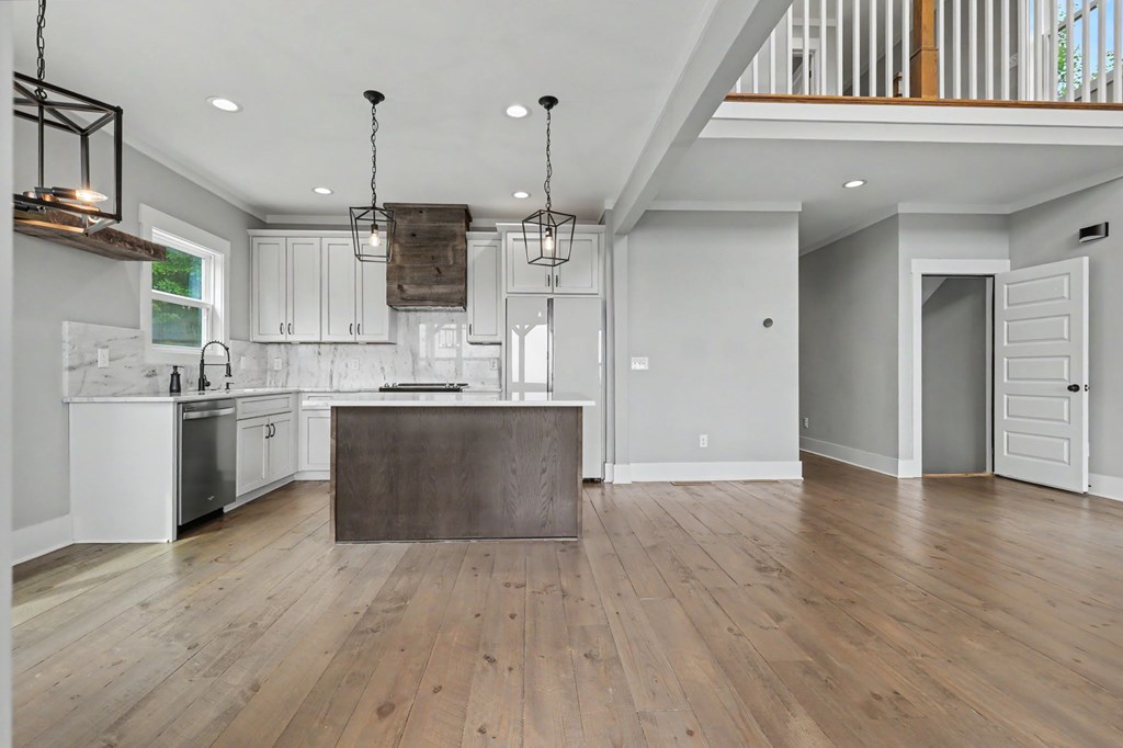 9 Queens Ct