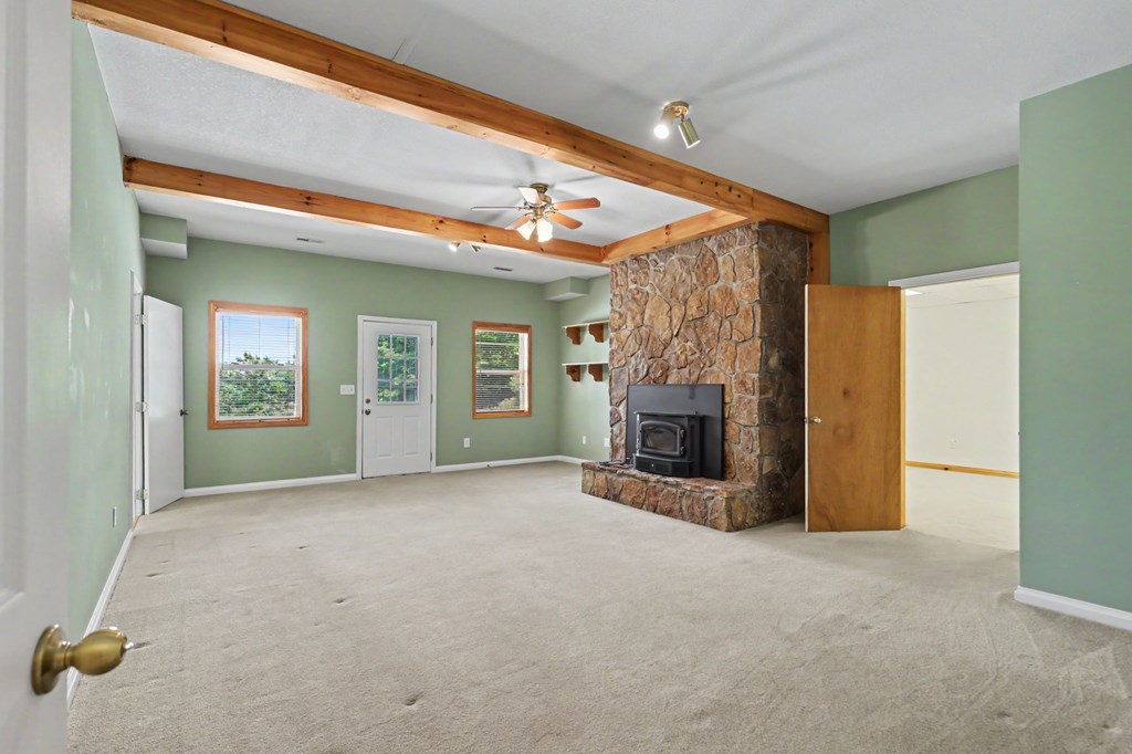 80 Thousand Oaks Road
