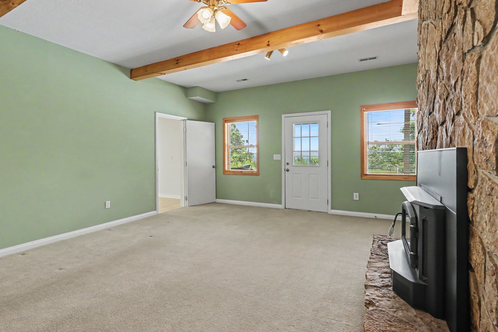 80 Thousand Oaks Road