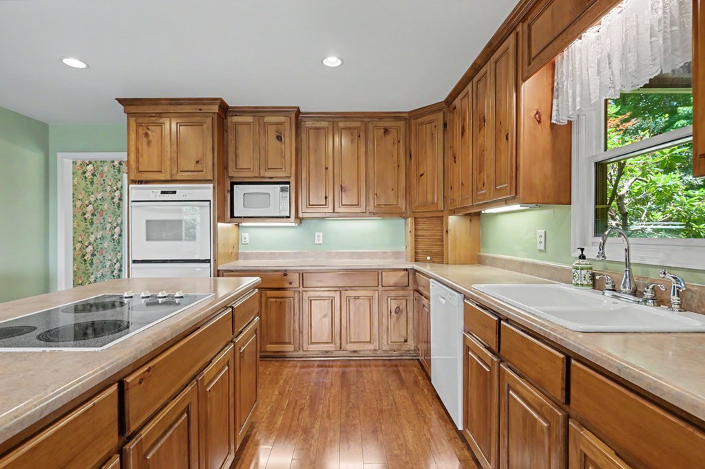 80 Thousand Oaks Road