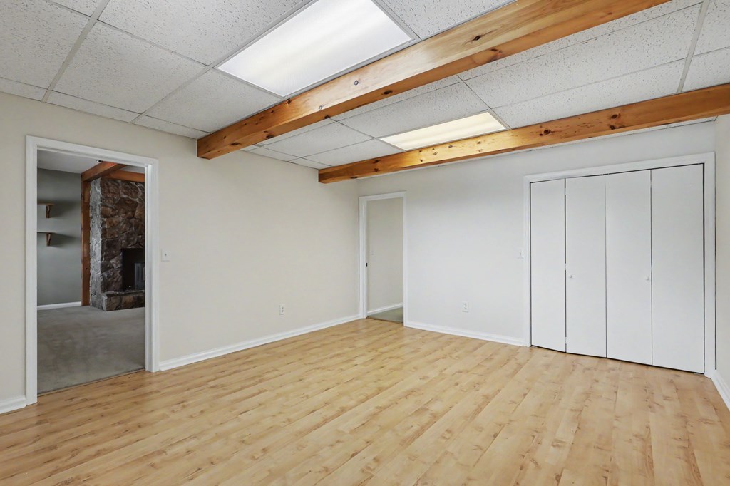 80 Thousand Oaks Road