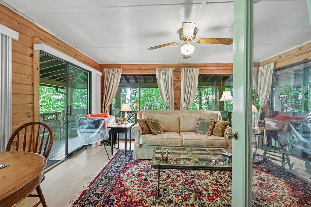 289 Doc Thomas Ridge Road