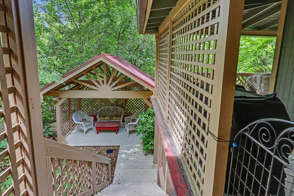 289 Doc Thomas Ridge Road