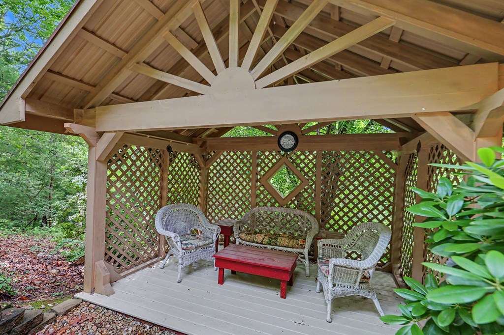 289 Doc Thomas Ridge Road