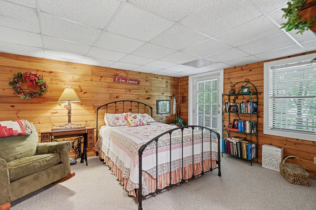 289 Doc Thomas Ridge Road