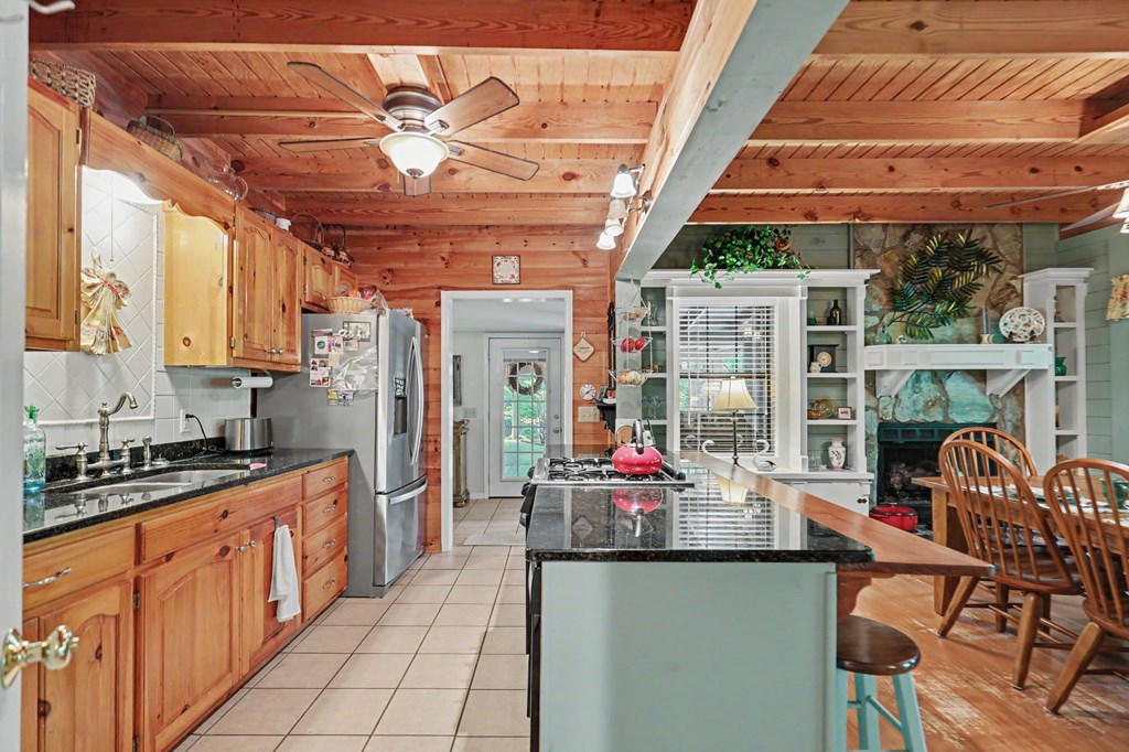 289 Doc Thomas Ridge Road