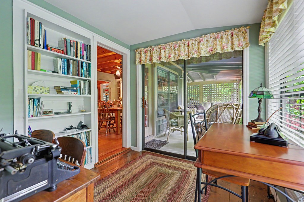 289 Doc Thomas Ridge Road