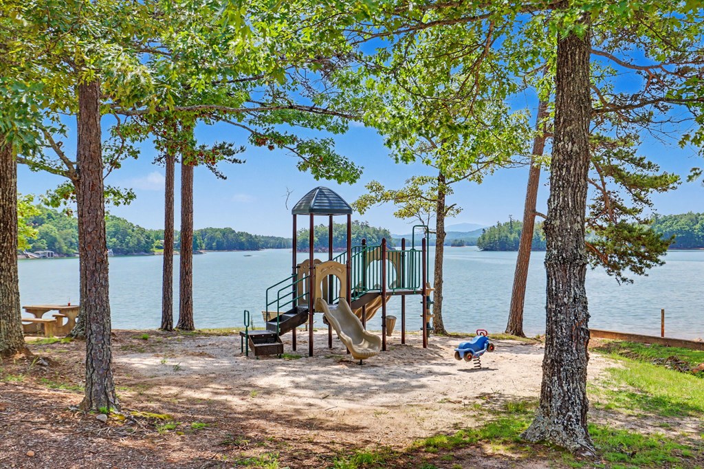 177 Poteete Creek Road