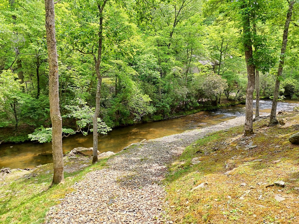 Blairsville