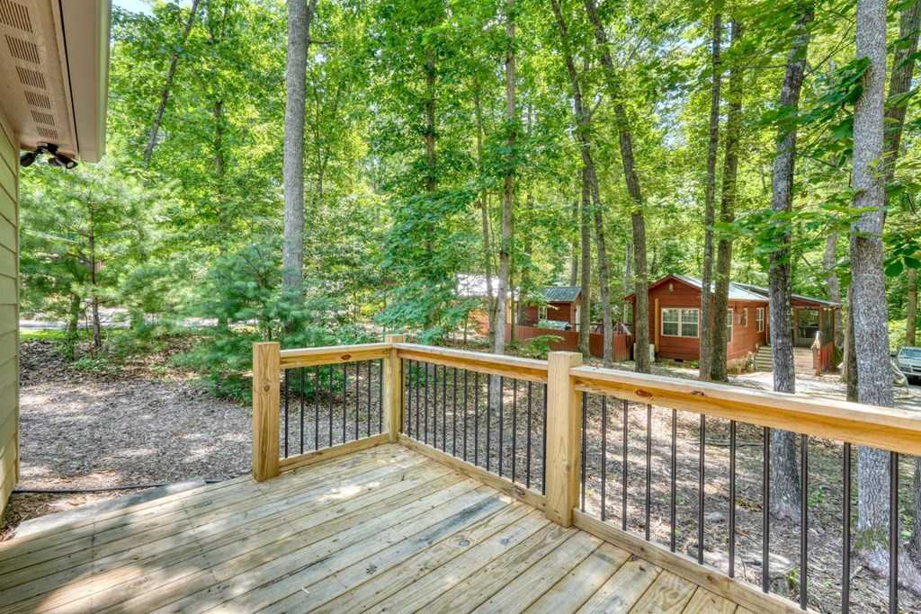 246 Chimney Ridge
