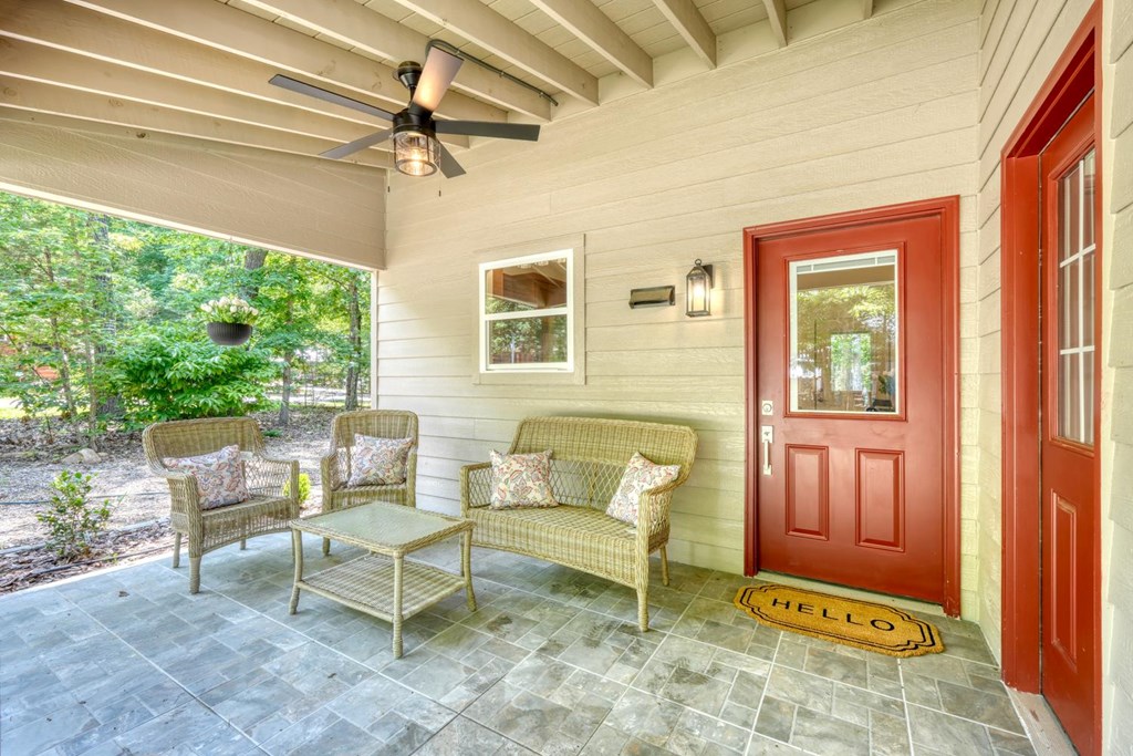 246 Chimney Ridge
