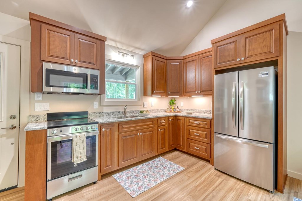 246 Chimney Ridge