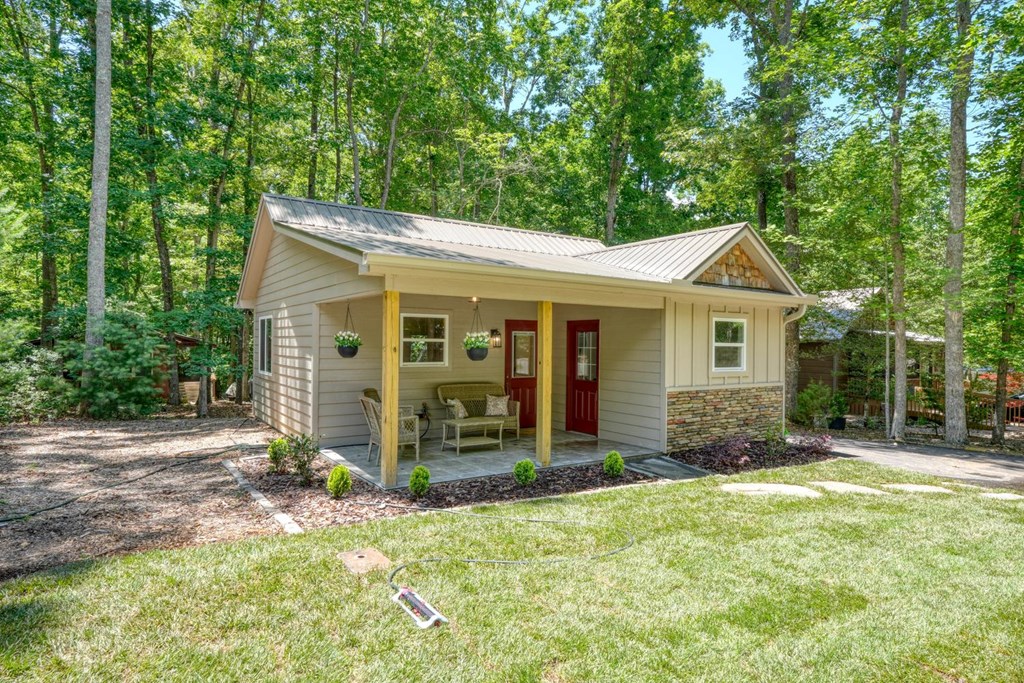 246 Chimney Ridge