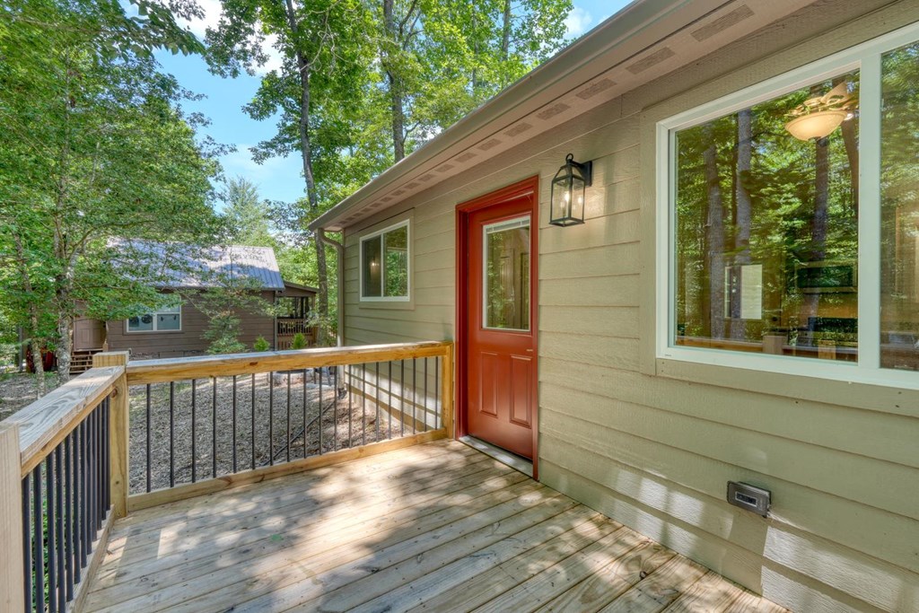 246 Chimney Ridge
