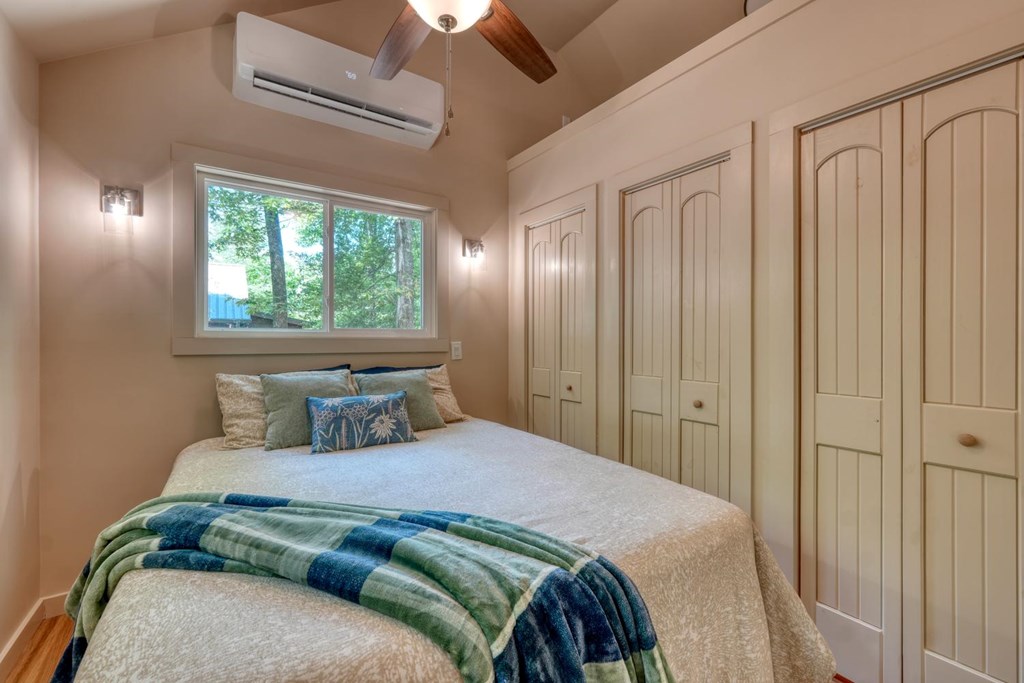 246 Chimney Ridge