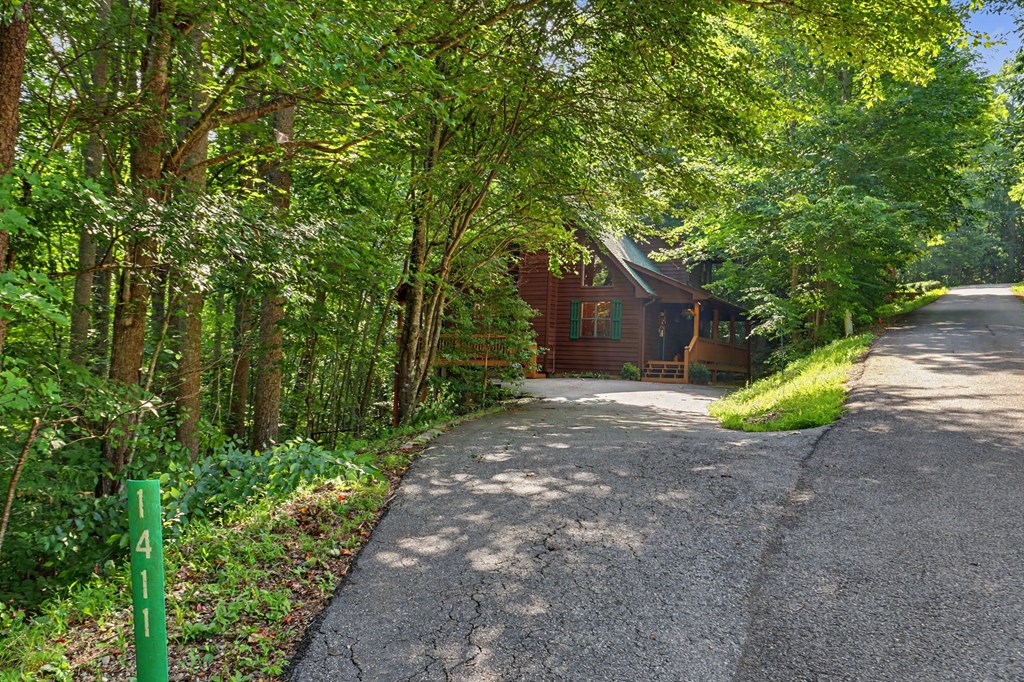 1411 Bradley Road