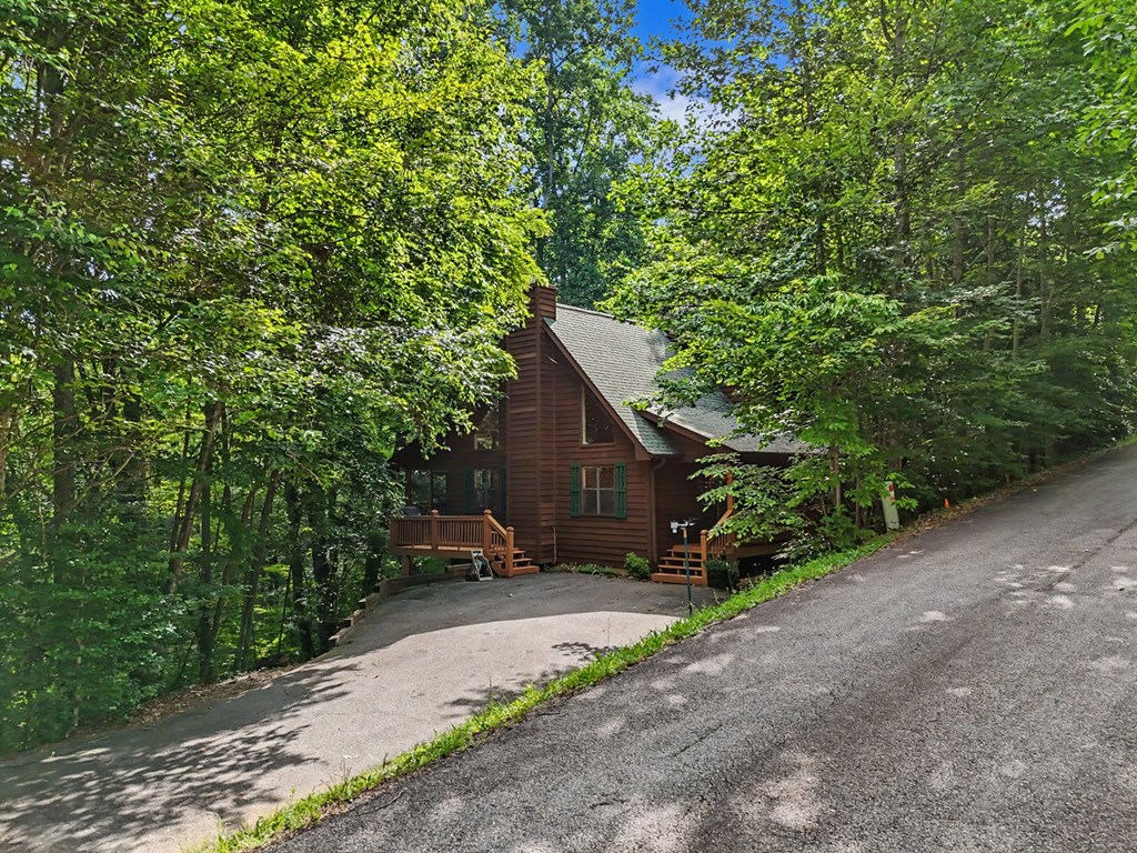 1411 Bradley Road