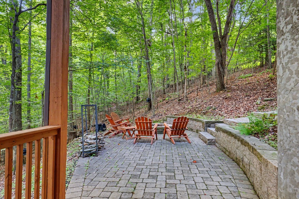 1411 Bradley Road